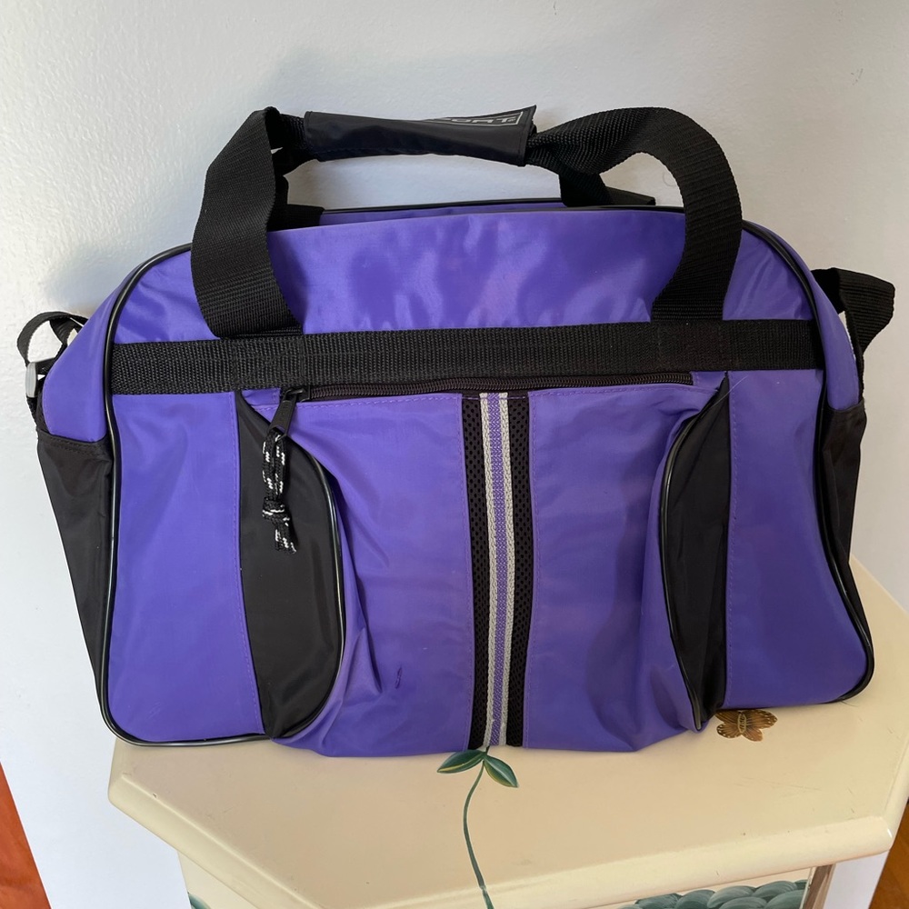Eastsport Duffel/Gym Bag